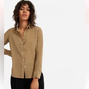 Everlane’s Washable Clean Silk Relaxed Shirt